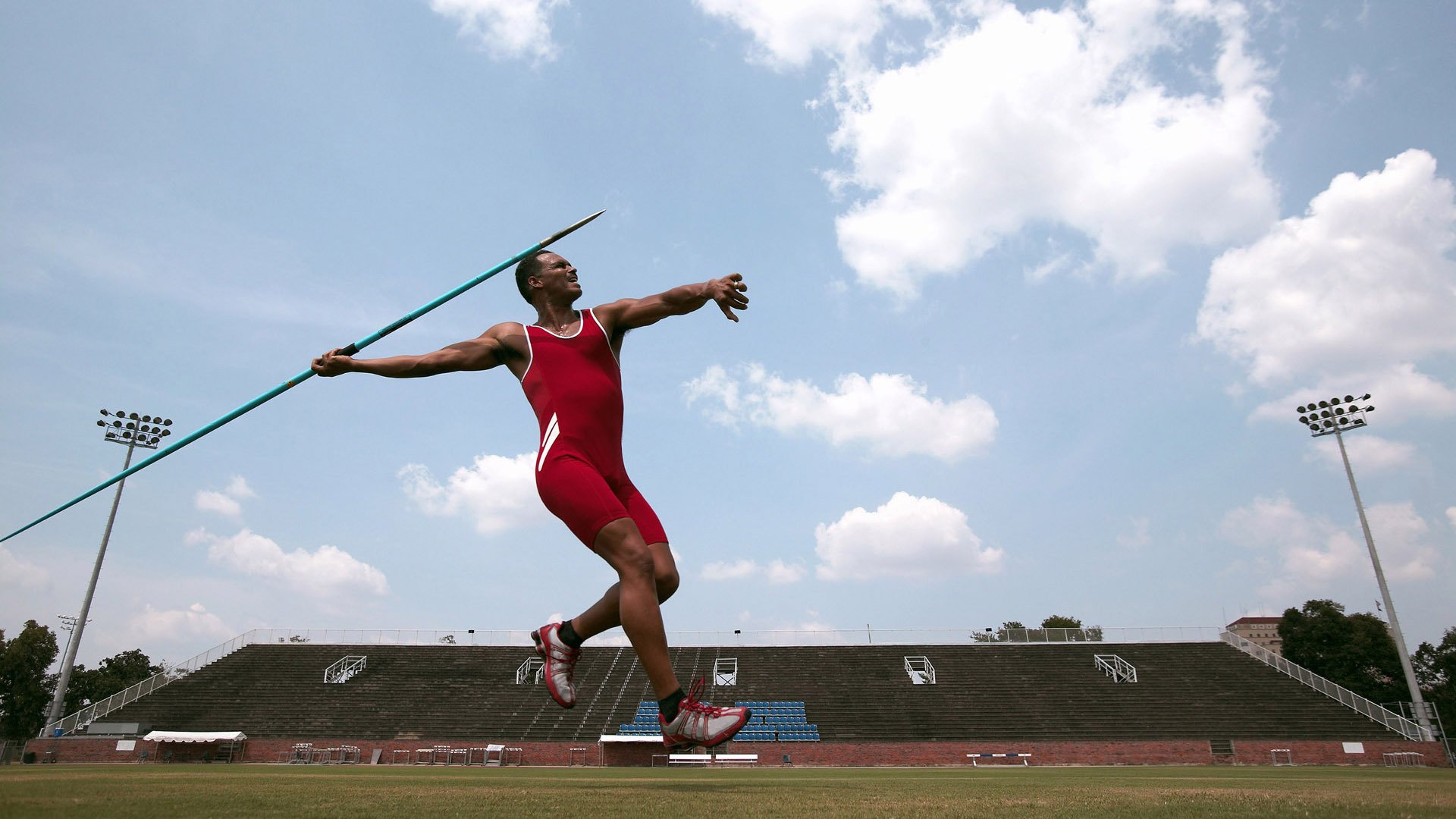 希腊女子水球展示高效组织力，男子水球希腊